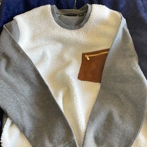 Size 2xl sean Jean sweater